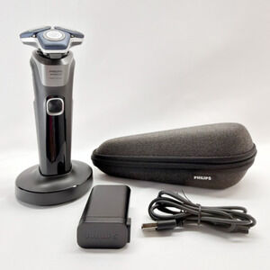 Philips Norelco Shaver 6000 Rechargeable Wet & Dry Charger Stand Travel Case